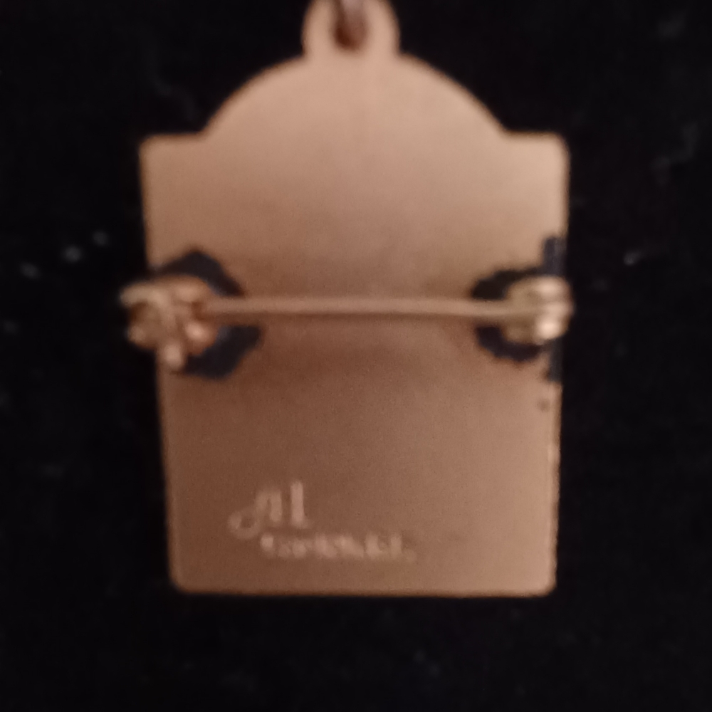 Pin collection - Picture 3 of 9